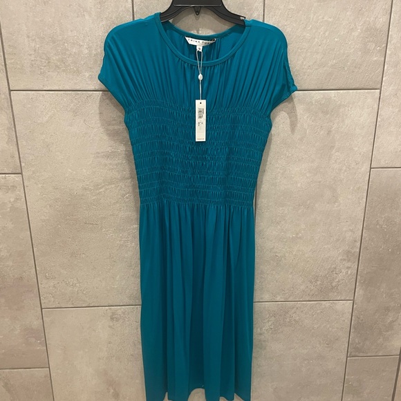 NWT - Trina Turk ENTERTAIN 2 DRESS - Picture 3 of 12